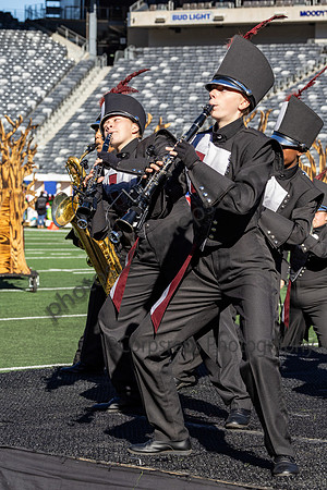 Naugatuck_241102_MetLife Stadium-JB00026