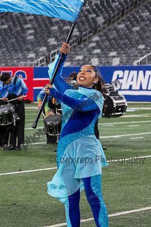 Elizabeth_241102_MetLife Stadium-JB00038
