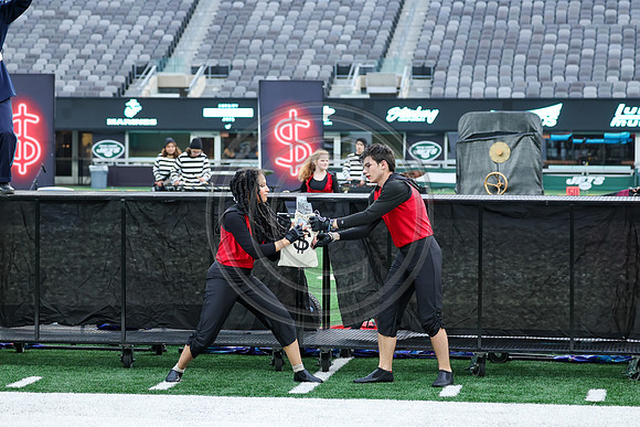Arthur_L_Johnson_231104_MetLife_Stadium-JB00013