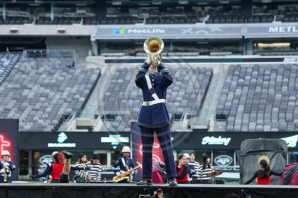 Arthur_L_Johnson_231104_MetLife_Stadium-JB00016