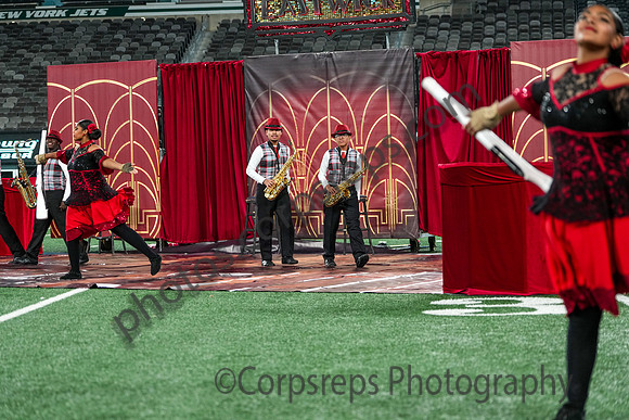 Elizabeth_251108_MetLife-cm03343