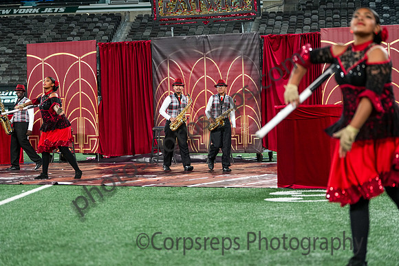 Elizabeth_251108_MetLife-cm03344