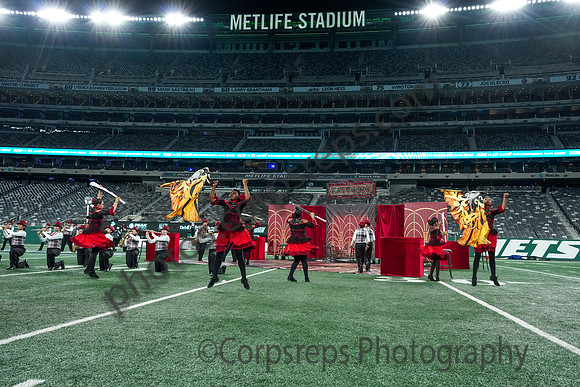 Elizabeth_251108_MetLife-cm03351