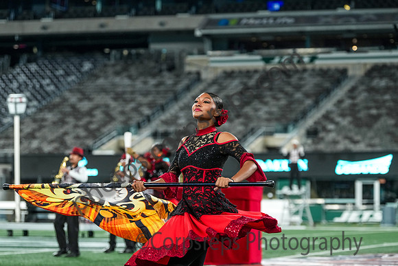 Elizabeth_251108_MetLife-cm03360