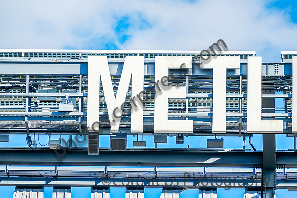 _251108_MetLife-cm02033