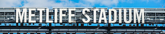 _251108_MetLife-cm02038