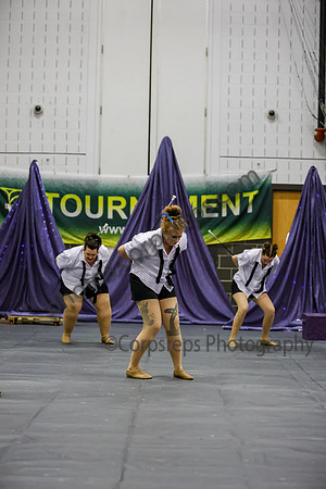 Revolution Senior Twirlers_260418_Parkland HS-ms04127