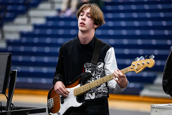 Penncrest Drumline_260307_Toms River-00016