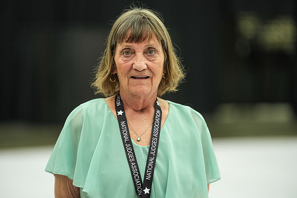 Teresa Ross-001