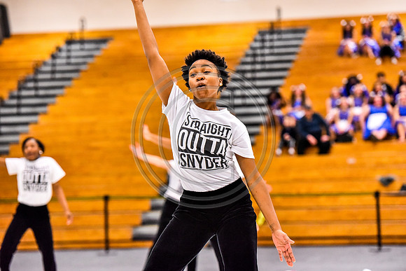Snyder Winterguard-542