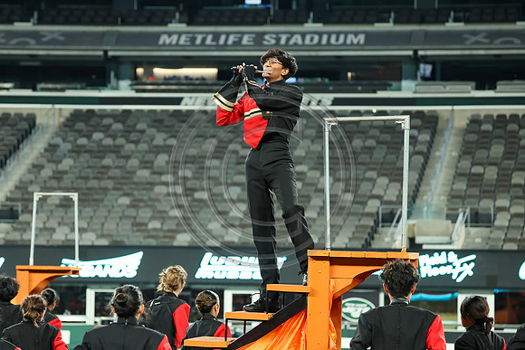 Edison_231104_MetLife_Stadium-JB00033