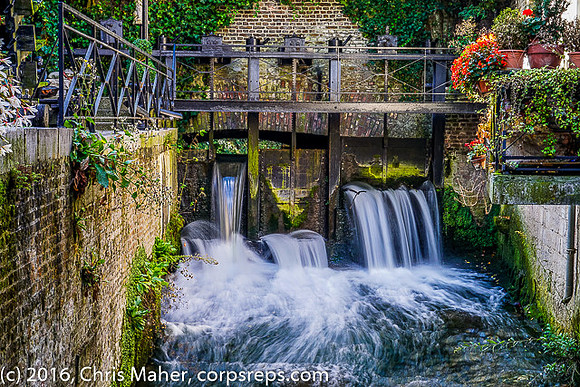 Maastricht Waterfalls-02493