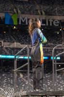 Elizabeth_241102_MetLife Stadium-JB00002