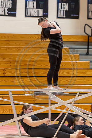 Roslyn_Guard_240127_West_Orange-JB00010