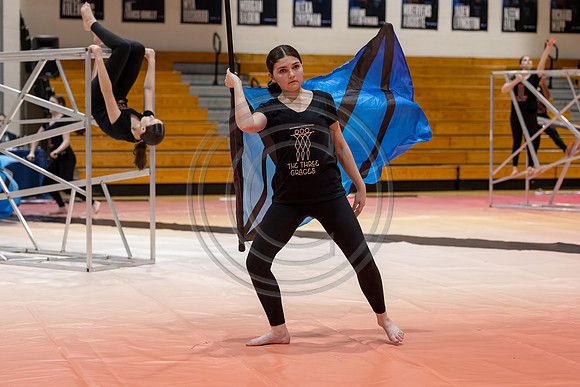 Roslyn_Guard_240127_West_Orange-JB00043