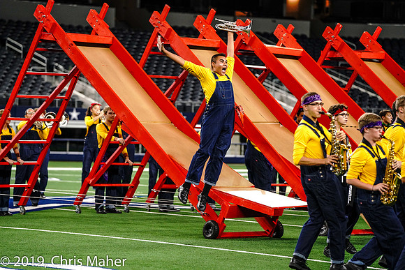 098-Chutes and Ladders