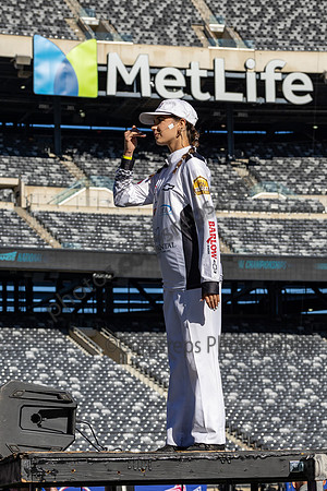 Delran_241102_MetLife Stadium-JB00004