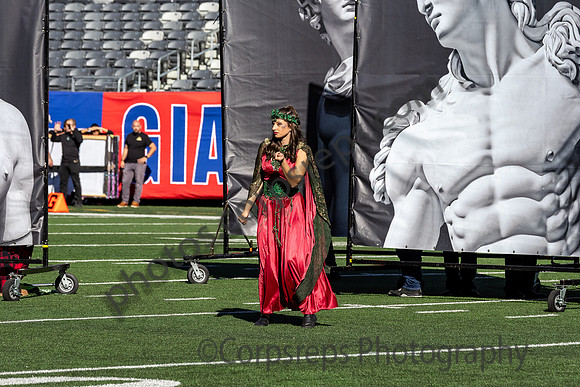 Lindenhurst_241102_MetLife Stadium-JB00021