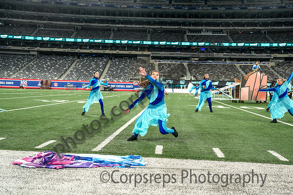 Elizabeth_241012_MetLife Stadium-02581