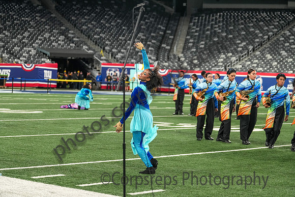 Elizabeth_241012_MetLife Stadium-02559