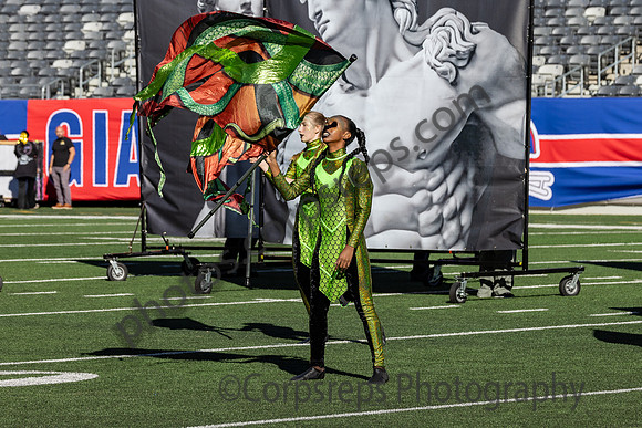Lindenhurst_241102_MetLife Stadium-JB00047