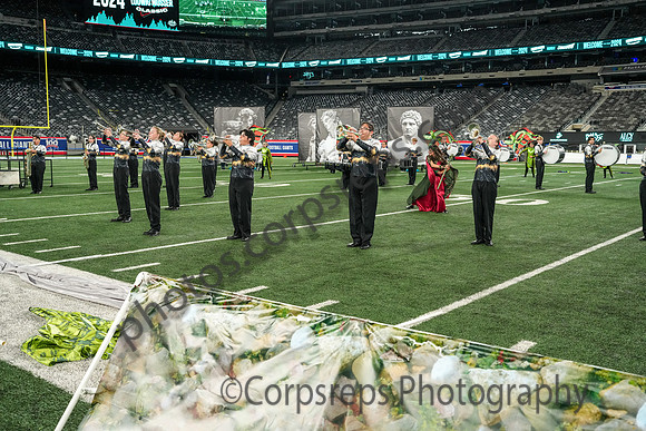 Lindenhurst_241012_MetLife Stadium-01966