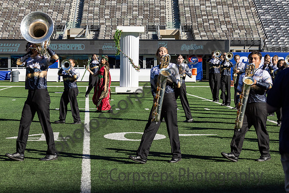 Lindenhurst_241102_MetLife Stadium-JB00049