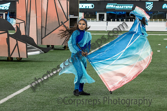 Elizabeth_241102_MetLife Stadium-JB00044