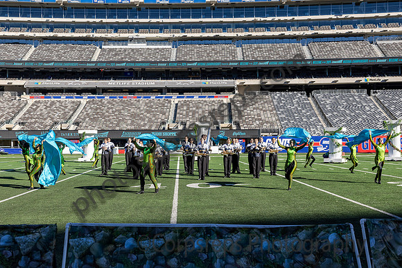 Lindenhurst_241102_MetLife Stadium-JB00013