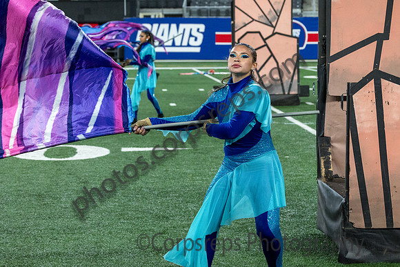 Elizabeth_241102_MetLife Stadium-JB00020