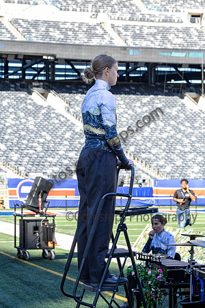 Lindenhurst_241102_MetLife Stadium-JB00006