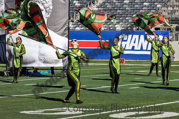 Lindenhurst_241102_MetLife Stadium-JB00045