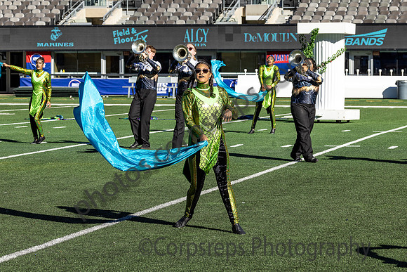 Lindenhurst_241102_MetLife Stadium-JB00026