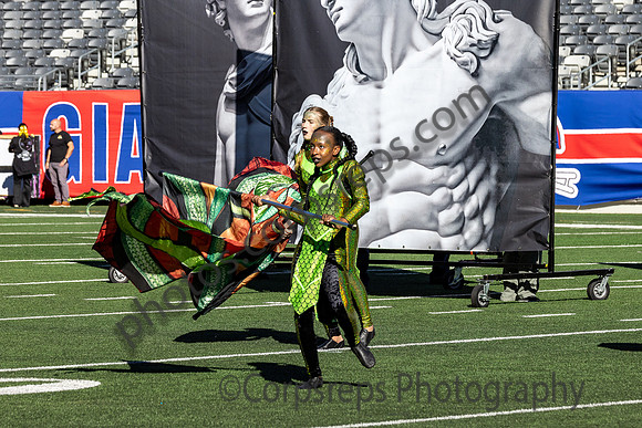 Lindenhurst_241102_MetLife Stadium-JB00046