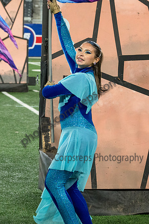 Elizabeth_241102_MetLife Stadium-JB00019