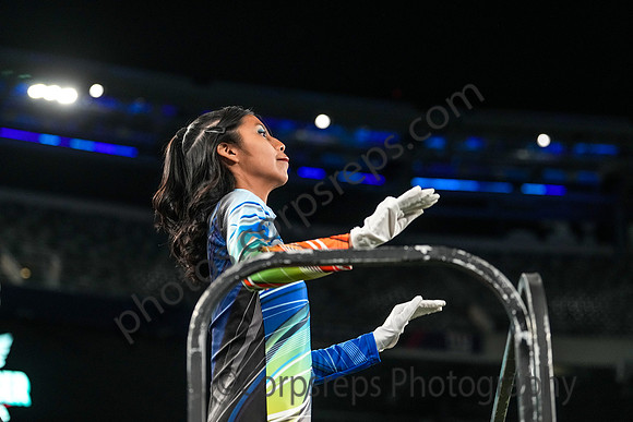 Elizabeth_241012_MetLife Stadium-02562
