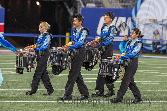 Elizabeth_241102_MetLife Stadium-JB00029