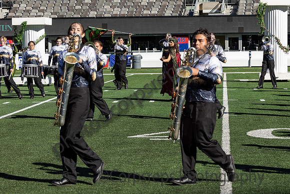 Lindenhurst_241102_MetLife Stadium-JB00051