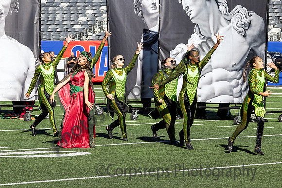 Lindenhurst_241102_MetLife Stadium-JB00011