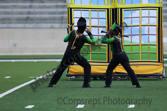 Garland_241005_Crowley-cb-00006
